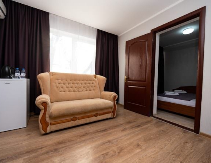 Фэмили 3-комнатный (4+2) - Санаторий «Славутич»