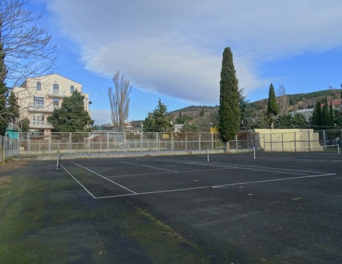 Теннисный корт - Санаторий «Славутич»