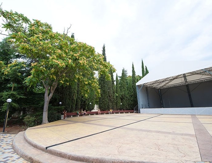 Танцевальная площадка - Санаторий «Славутич»