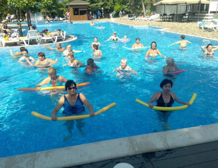 Открытый бассейн - Санаторий «Славутич»