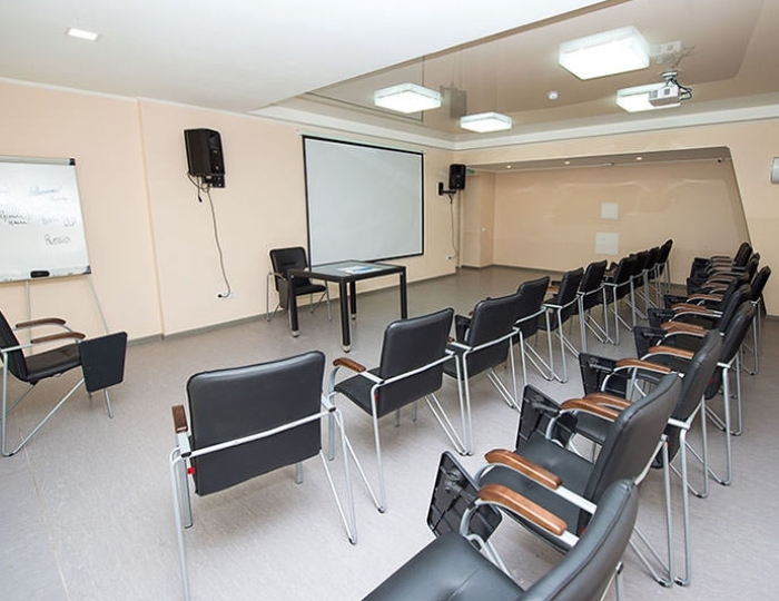 Выставочный (танцевальный) зал - Санаторий «Славутич»