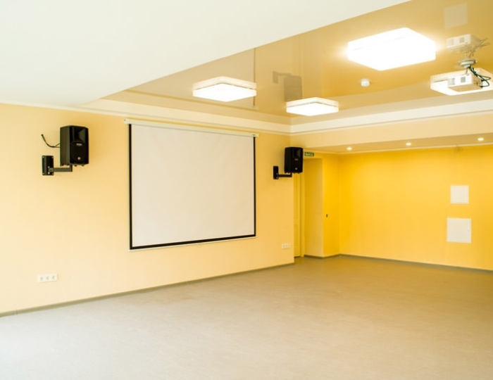 Выставочный (танцевальный) зал - Санаторий «Славутич»