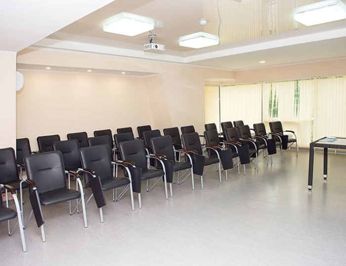 Выставочный (танцевальный) зал - Санаторий «Славутич»